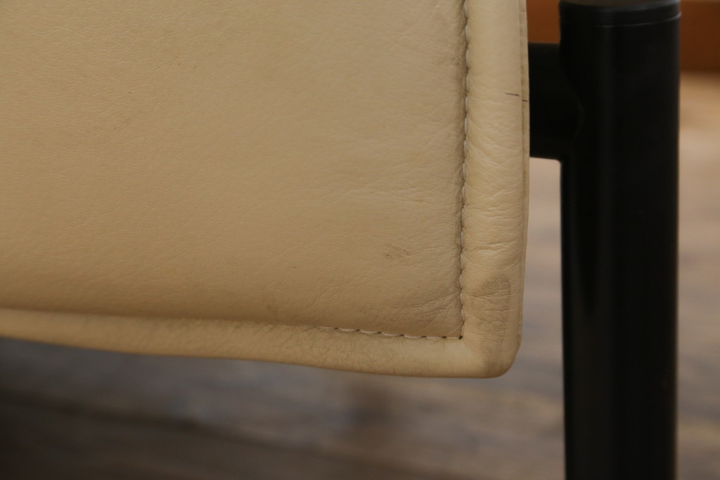 中古 本革(レザー) Cassina(カッシーナ) VERANDA(ヴェランダ 中古 本革(レザー) Cassina(カッシーナ) VERANDA(ヴェランダ