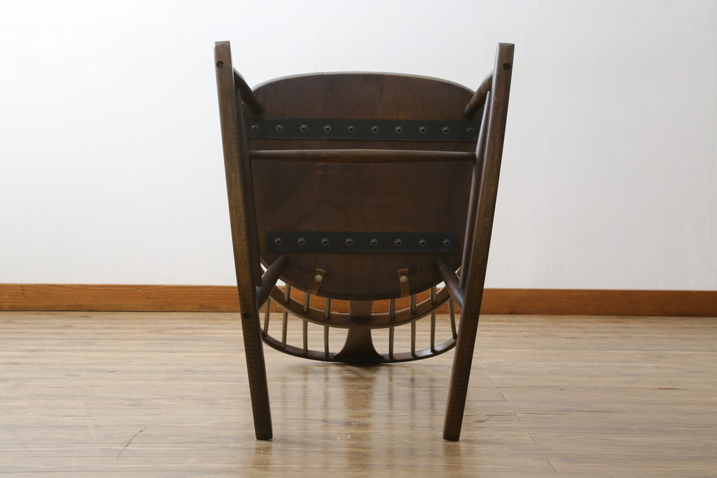 イギリスビンテージ　美品　レア品!!　ERCOL(アーコール)　Chairmakers Chair(チェアメーカーズチェア)　柔らかな曲線が身体を包み込むロッキングチェア(アームチェア、揺り椅子、イス、椅子、英国、ヴィンテージ)(R-075924)