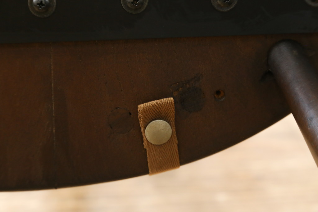 イギリスビンテージ　美品　レア品!!　ERCOL(アーコール)　Chairmakers Chair(チェアメーカーズチェア)　柔らかな曲線が身体を包み込むロッキングチェア(アームチェア、揺り椅子、イス、椅子、英国、ヴィンテージ)(R-075924)