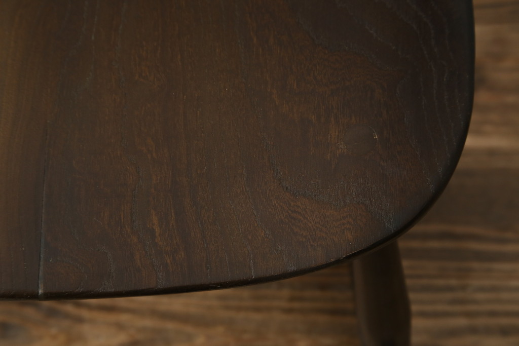 イギリスビンテージ　美品　レア品!!　ERCOL(アーコール)　Chairmakers Chair(チェアメーカーズチェア)　柔らかな曲線が身体を包み込むロッキングチェア(アームチェア、揺り椅子、イス、椅子、英国、ヴィンテージ)(R-075924)