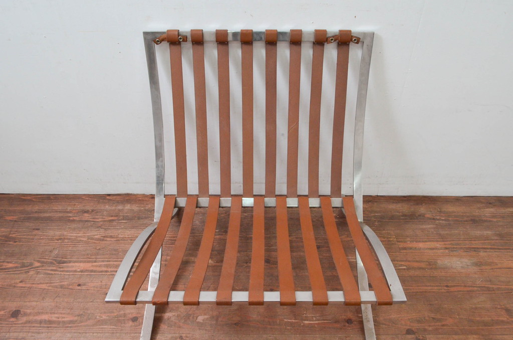 ビンテージ　本革　Knoll(ノル)　スタイリッシュなデザインでお部屋の雰囲気をカッコよくしてくれるバルセロナチェア(ラウンジチェア、1人掛けソファ、椅子、イス、ヴィンテージ)(R-078026)