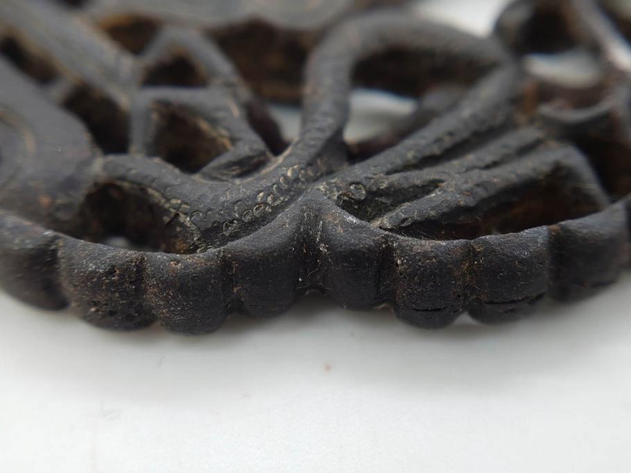 時代武具　鉄地　瓜形　透かし　龍の図　波に千鳥図　匠の美技が光る鍔2点セット(彫刻、刀装具)(R-080544)　