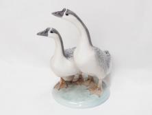 デンマーク　ROYAL COPENHAGEN(ロイヤルコペンハーゲン)　「ペアのガチョウ」　2068　仲睦まじい姿に心がほっこりするフィギュリン(鳥、置物、ディスプレイ、陶器、オブジェ、北欧)(R-080550)
