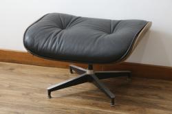 アメリカビンテージ　Hermanmiller(ハーマンミラー社)　ローズウッド材　チャールズ&レイ・イームズ　モダンで大人空間を演出するオットマン(フットスツール、椅子、イス、チェア、ヴィンテージ)(R-081199)