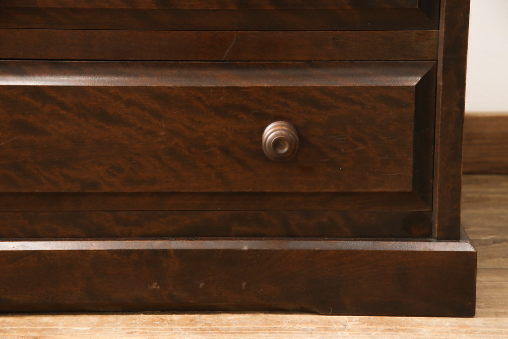中古　北海道民芸家具　鏡付き　上質な佇まいが格調高いワードローブ(洋服タンス、洋服箪笥)(R-051612)