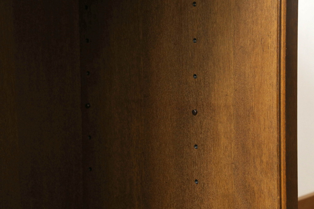 中古　葉山ガーデン(Hayama Classic)　上質な和の空間を演出する格子引き戸の水屋箪笥サイドボード(食器棚、茶箪笥、サイドキャビネット、収納棚、戸棚、店舗什器)(R-067679)
