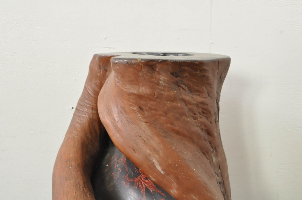 和製ビンテージ　工芸品　日光　鈴木島吉作　総漆塗り　隙間から見える紅葉と流れるような曲線が見事な花台(飾り台、ヴィンテージ)(R-080252)