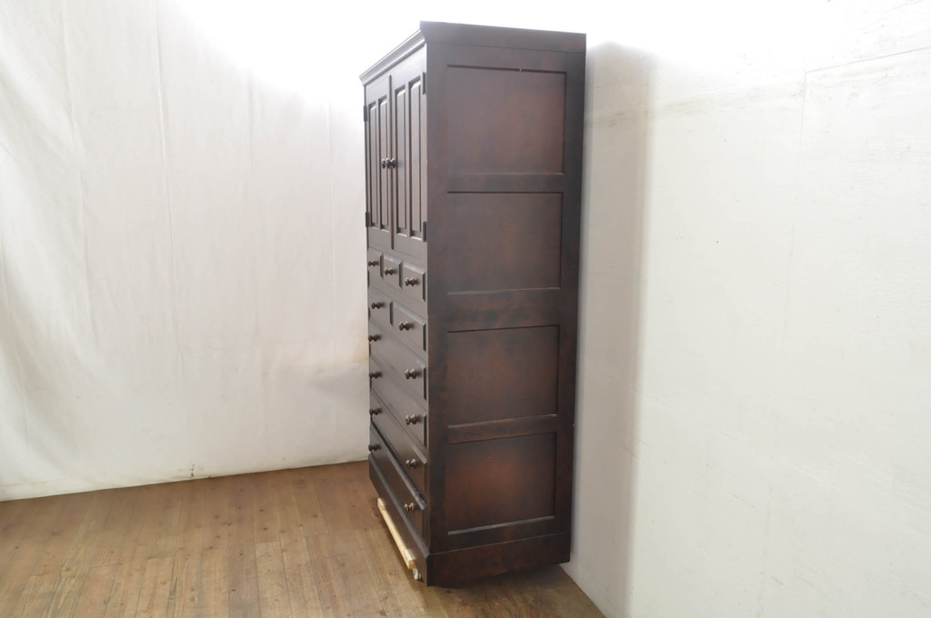 中古　美品　北海道民芸家具　たっぷり収納できる背の高い和タンス(和箪笥、引き出し、着物箪笥、衣装箪笥、チェスト)(R-080234)
