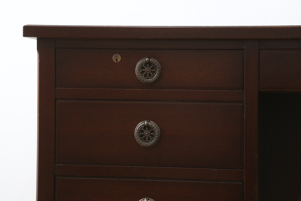 中古　神戸洋家具　メープル不二屋(MAPULE FUJIYA)　上品で洗練された佇まいが魅力の両袖デスク(両袖机、ニーホールデスク、ワークデスク、オフィスデスク、在宅用、在宅ワーク用)(定価約48万円)(R-066913)