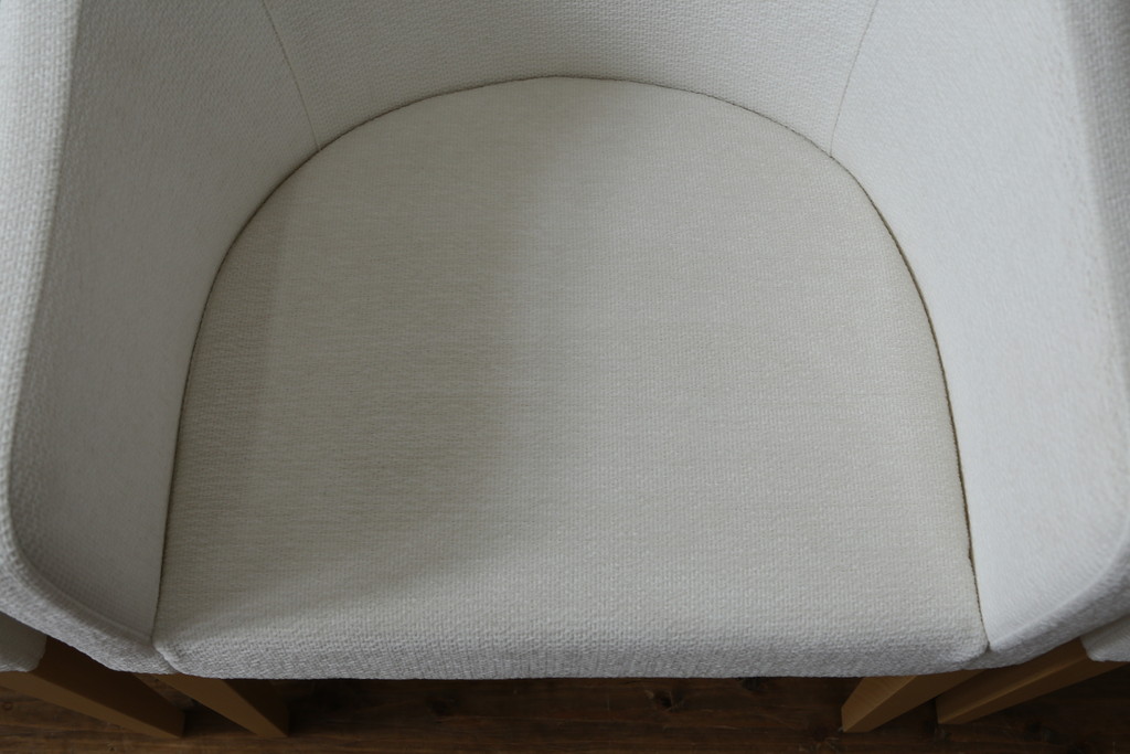 中古　短期展示品　美品　相合家具製作所(SOGOKAGU)　パルマ(PALMA)　シンプルなデザインが魅力的なアームチェア4脚セット(一人掛けソファ、1人掛けソファ、ラウンジチェア、パーソナルチェア)(R-068989)