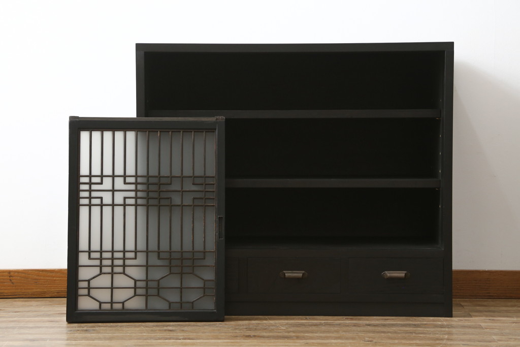 中古　ラフジュ工房オリジナル　古建具リメイク　すりガラス入り　洗練された和の雰囲気を放つサイドボード(書院戸、組子、サイドキャビネット、収納棚、戸棚、食器棚)(R-078870)