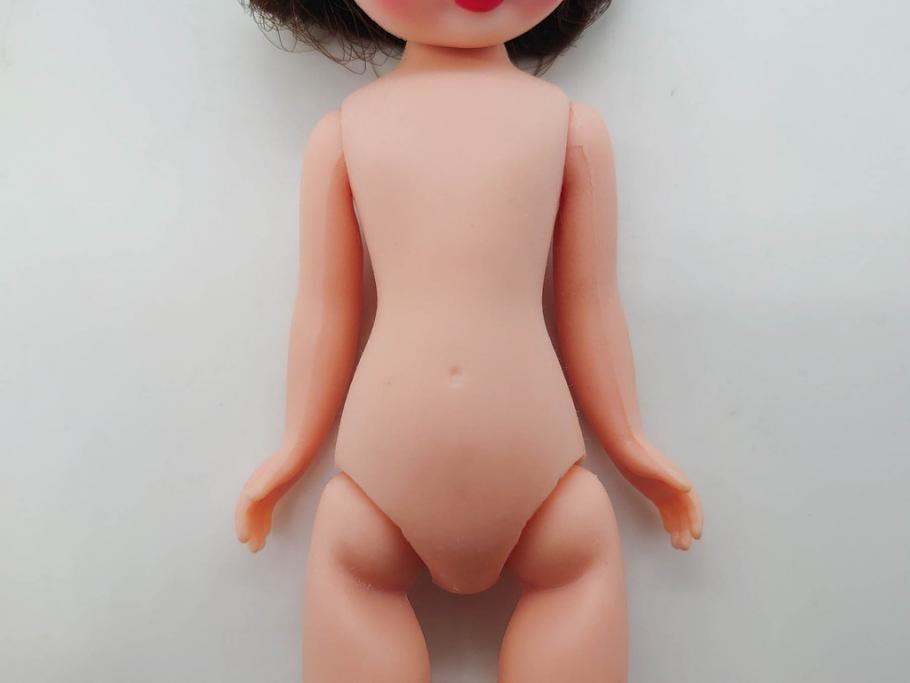 Tiny Betsy McCall(タイニー・ベッツィー・マッコール)　パッチリとした瞳が愛らしい人形と服や小物セット(ファッションドール、着せ替え人形、女の子、目つむり人形、アメリカ、ブリンキング・アイ、外箱付き)(R-080556)