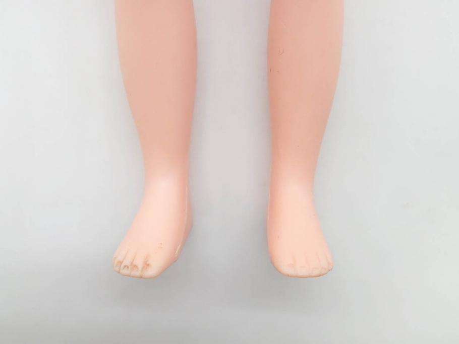 Tiny Betsy McCall(タイニー・ベッツィー・マッコール)　パッチリとした瞳が愛らしい人形と服や小物セット(ファッションドール、着せ替え人形、女の子、目つむり人形、アメリカ、ブリンキング・アイ、外箱付き)(R-080556)