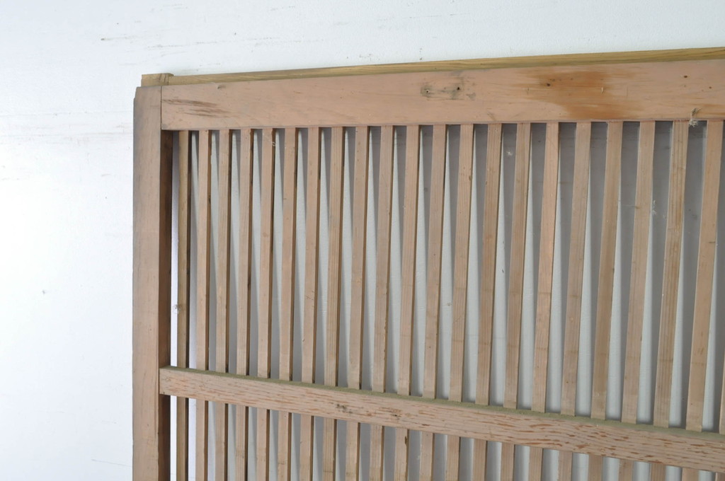 アンティーク建具　落ち着いた和の空間を演出する格子蔵戸1枚(引き戸、玄関戸、格子戸)(R-080230)