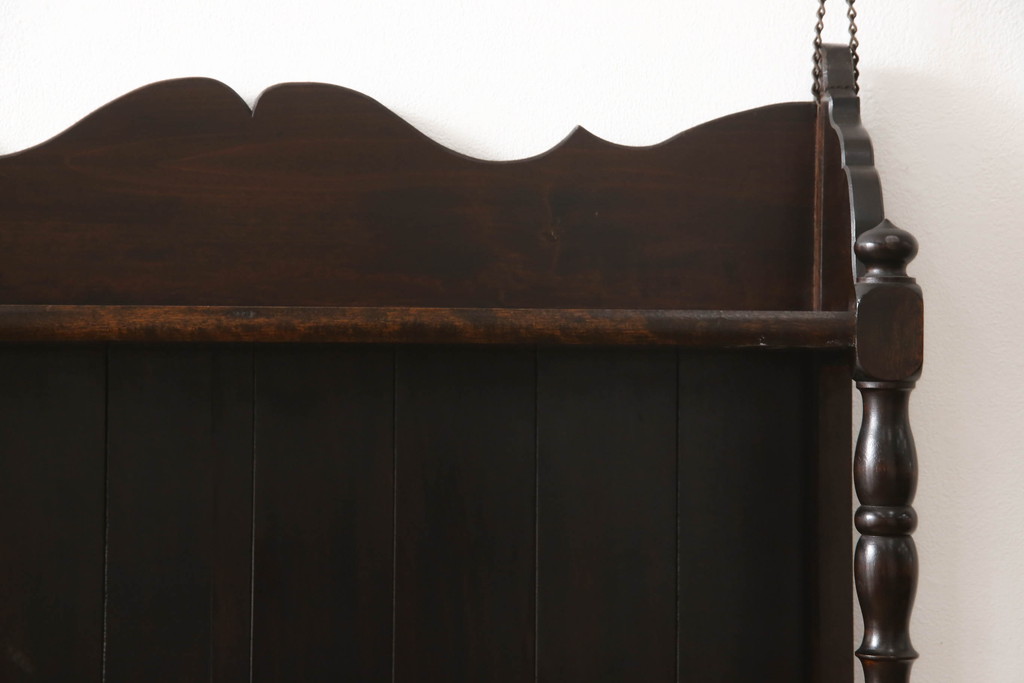 ヴィンテージ家具　松本民芸家具　エレガントな佇まいが目を惹く吊り棚(ウォールラック、壁掛け飾り棚、壁掛け収納、ウォールシェルフ、ビンテージ)(R-063815)