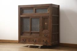 中古　超美品　津軽塗り　漆塗り　内部桐材　唐塗りの模様がレトロでお洒落!!和モダンな空間のアクセントになるサイドボード(サイドキャビネット、収納棚、戸棚、リビングボード、違い棚、飾り棚、茶箪笥)(定価推定約100万円)(R-062263)