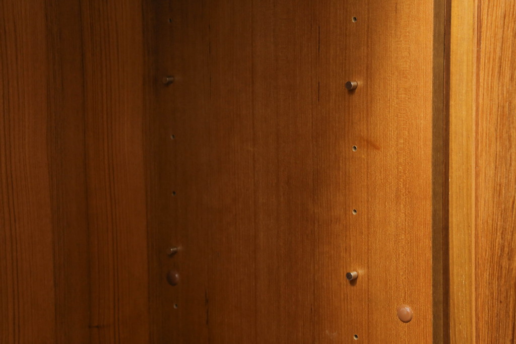 和製ビンテージ　チーク材　日田工芸　扉のデザインがお洒落なサイドボード(キャビネット、収納棚、戸棚、ヴィンテージ)(R-053440)