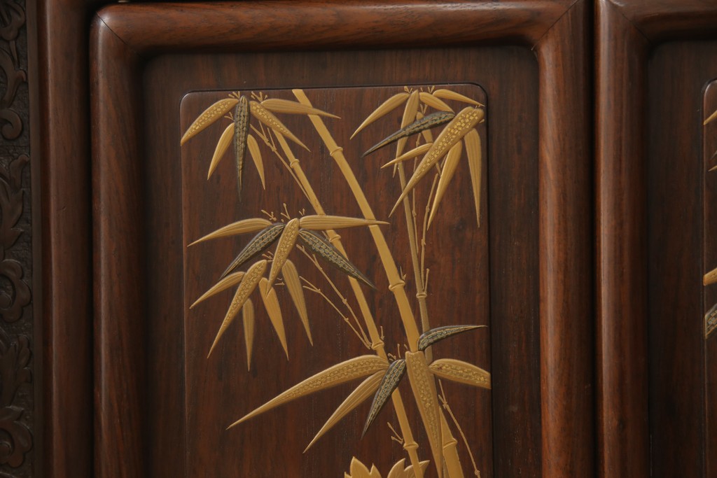 中古　美品　最高級　総シタン材(紫檀)　高蒔絵入り　大振りなサイズで存在感抜群の飾り棚(茶棚、茶箪笥、戸棚、収納棚)(R-055888)