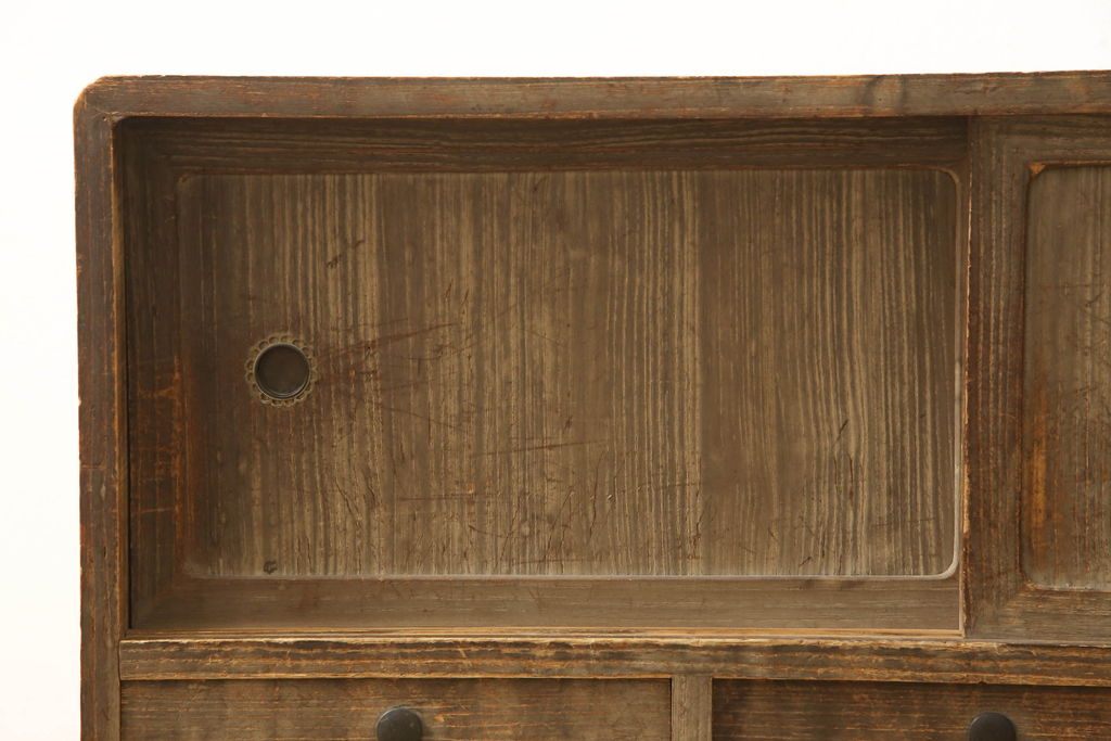 和製アンティーク　昭和中期　上品な佇まいが魅力的な桐箪笥テレビ台(テレビボード、AVボード、ローボード、収納棚、戸棚、桐たんす)(R-060115)