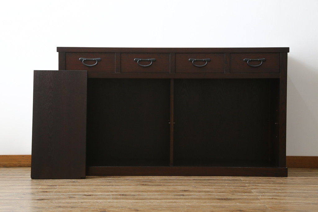 中古　美品　格子デザインが凛とした和を演出する水屋箪笥サイドボード(食器棚、戸棚、収納棚、サイドキャビネット)(R-079622)