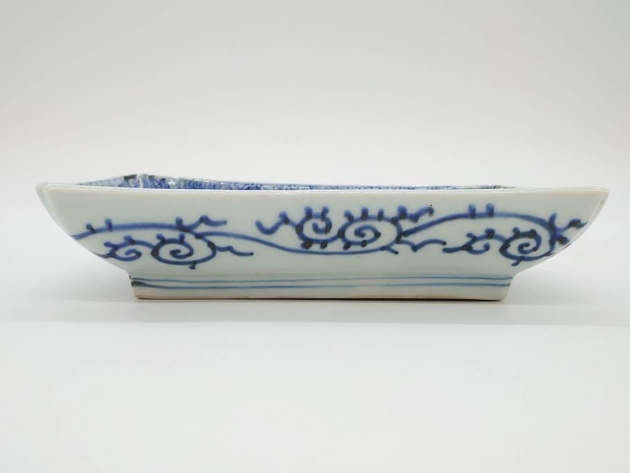 江戸期　成化年製　古伊万里　染付　微塵唐草　松竹梅文　約20cm　6.6寸　お料理を引き立ててくれる長皿2枚セット(角皿、和食器、和皿、六寸六分)(R-080999)