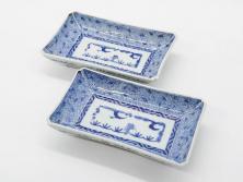 江戸期　成化年製　古伊万里　染付　微塵唐草　松竹梅文　約20cm　6.6寸　落ち着いた佇まいの長皿2枚セット(角皿、和食器、和皿、六寸六分)(R-081001)