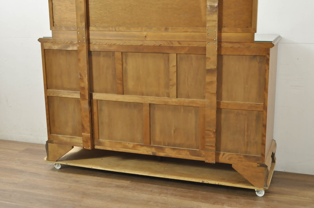 中古　美品　職人手作りオーダー家具　上品な佇まいの横浜ダニエル風チェスト(引き出し、サイドボード、整理箪笥、収納箪笥)(R-080280)