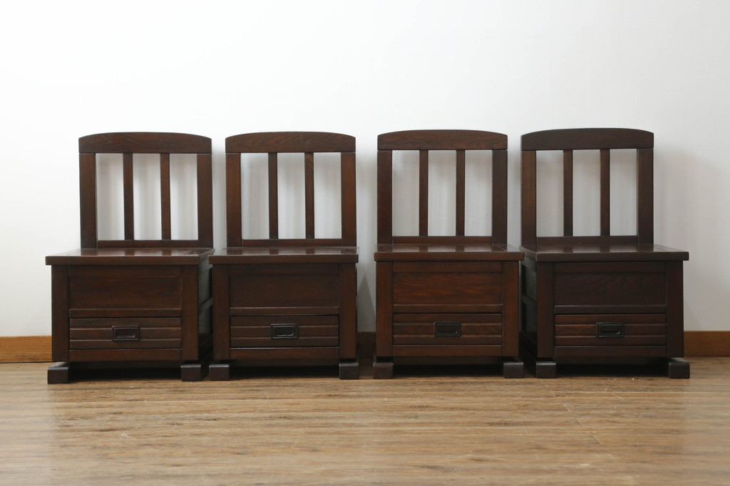 中古　民芸家具　ニレ材　引き出し付きで使い勝手抜群の回転囲炉裏チェア4脚セット(回転椅子、回転チェア、ダイニングチェア、板座チェア)(R-068185)