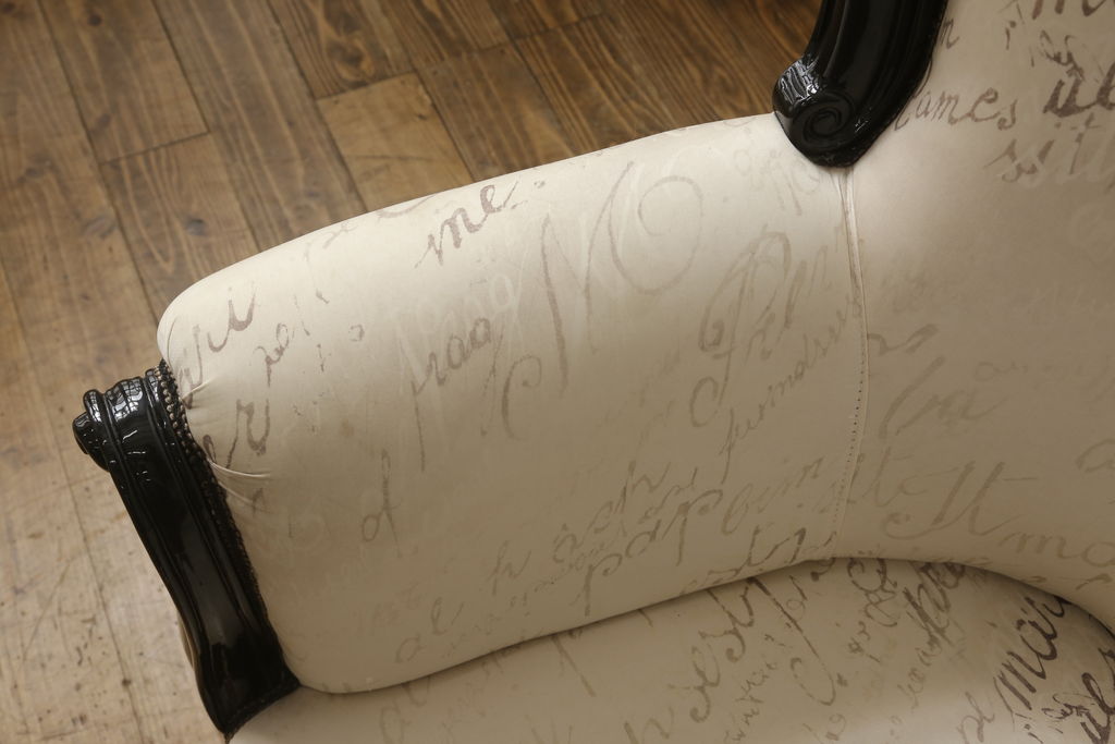 中古　美品　イタリア高級ブランド　モーダ(MODA)　優雅なデザインが目を惹くロココ調カウチソファ(2人掛けソファ、シェーズロング、2P、長椅子、二人掛け)(定価約100万円)(R-061021)