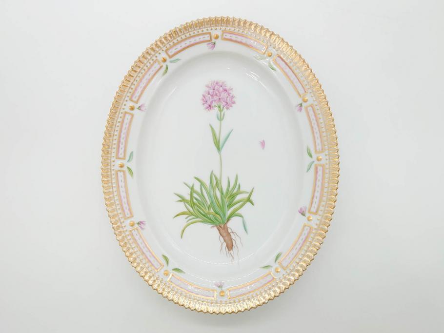 デンマーク　ROYAL COPENHAGEN(ロイヤルコペンハーゲン)　フローラダニカ　ピンクの花のデザインが可愛らしいオーバルプレート(金彩、フラワー、ディッシュ、中皿、洋食器、北欧)(R-080997)　