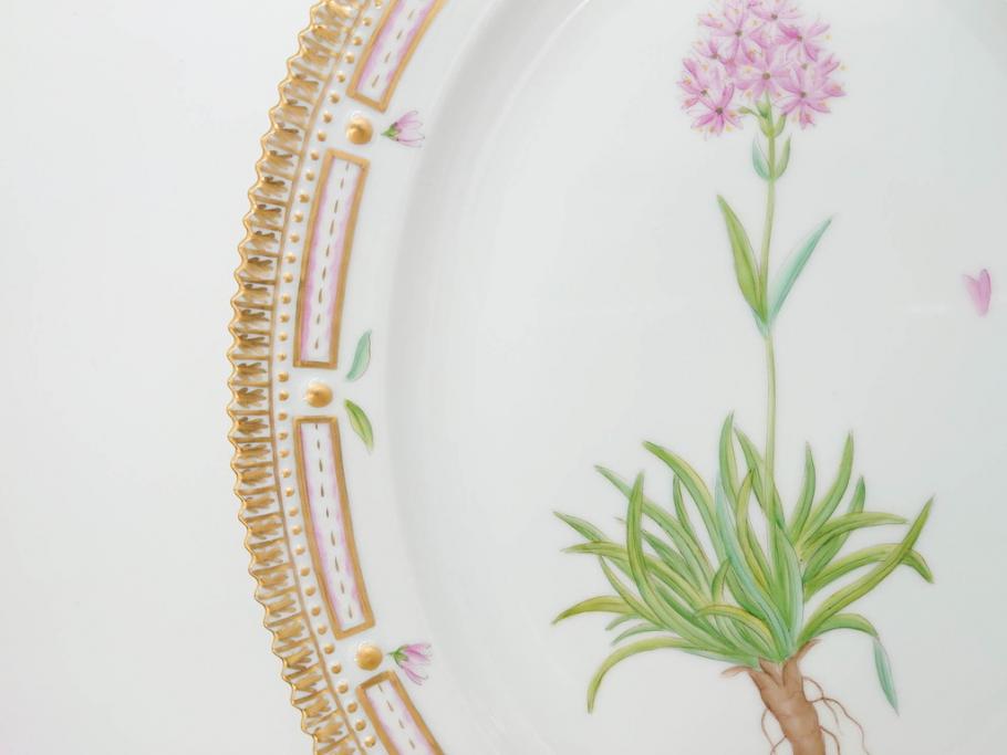 デンマーク　ROYAL COPENHAGEN(ロイヤルコペンハーゲン)　フローラダニカ　ピンクの花のデザインが可愛らしいオーバルプレート(金彩、フラワー、ディッシュ、中皿、洋食器、北欧)(R-080997)　