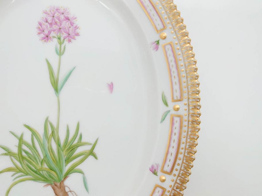 デンマーク　ROYAL COPENHAGEN(ロイヤルコペンハーゲン)　フローラダニカ　ピンクの花のデザインが可愛らしいオーバルプレート(金彩、フラワー、ディッシュ、中皿、洋食器、北欧)(R-080997)　