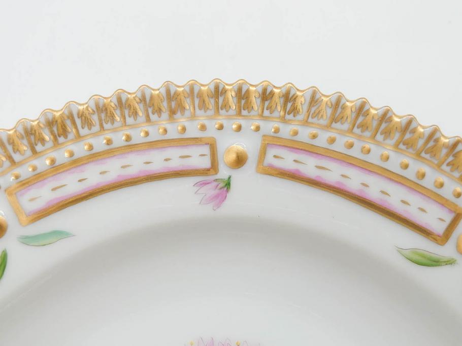 デンマーク　ROYAL COPENHAGEN(ロイヤルコペンハーゲン)　フローラダニカ　ピンクの花のデザインが可愛らしいオーバルプレート(金彩、フラワー、ディッシュ、中皿、洋食器、北欧)(R-080997)　
