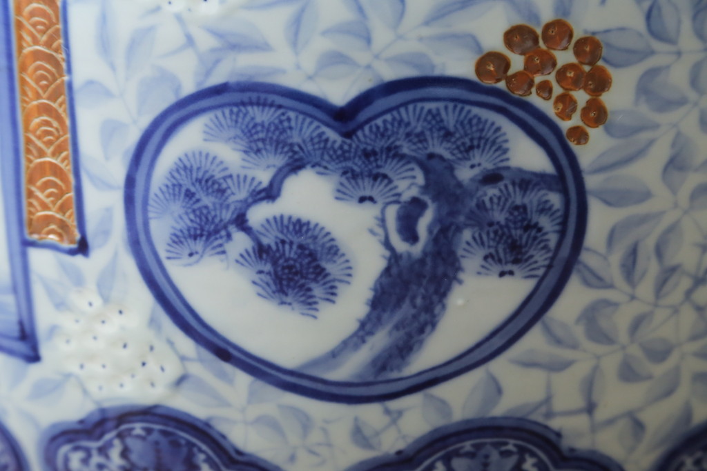 和製アンティーク　昭和初期〜中期　窓絵松竹図・南天　縁起の良いモチーフが描かれた瀬戸火鉢(鉢カバー、傘立て、金魚鉢)(R-079824)