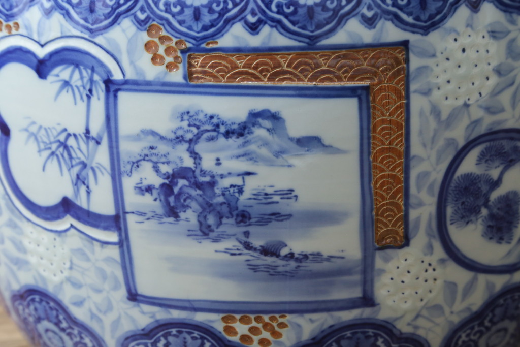 和製アンティーク　昭和初期〜中期　窓絵松竹図・南天　縁起の良いモチーフが描かれた瀬戸火鉢(鉢カバー、傘立て、金魚鉢)(R-079824)