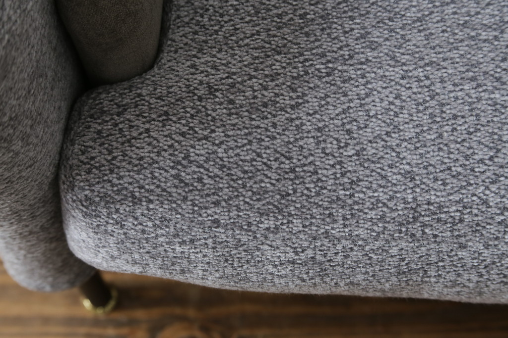 中古　イタリア　ミノッティ(Minotti)　フィルノワール(FIL NOIR)　洗練されたシルエットが美しいアームチェア(定価約70万円)(一人掛けソファ、1人掛け、イス)(R-061395)
