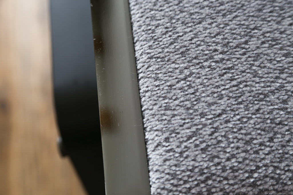 中古　イタリア　ミノッティ(Minotti)　シンプルながら洗練された佇まいのオットマン(フットスツール、1Pソファ、椅子)(R-061474)