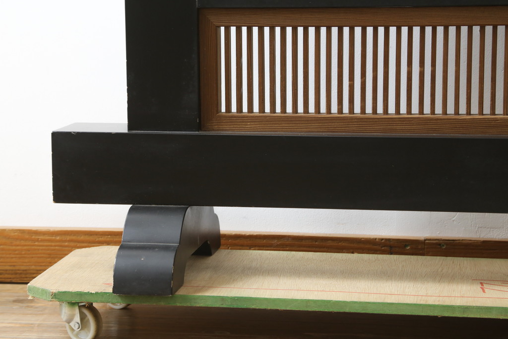 和製ビンテージ　美品!!　大迫力!!　秀峰作　緻密な龍と牡丹(ボタン)の彫刻が目を惹く衝立て(パーテーション、衝い立て、つい立て、間仕切り、ヴィンテージ)(製作費約200万円)(R-081254)