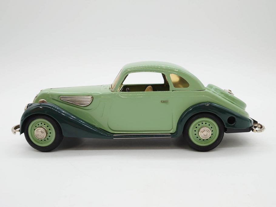 Schuco(シュコー)　Akustico 2002/Examico 4001(4011)/BMW 327 coupe 1/18/Studio IV Bugatti　おもちゃ4点セット(Edition、Classic、ブガッティ、クーペ、エグザミコ、ゼンマイ、ブリキ、玩具、車、外箱付き)(R-080764)