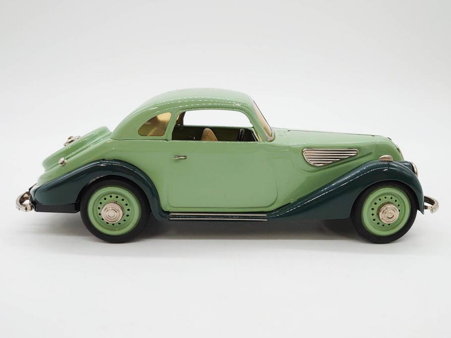 Schuco(シュコー)　Akustico 2002/Examico 4001(4011)/BMW 327 coupe 1/18/Studio IV Bugatti　おもちゃ4点セット(Edition、Classic、ブガッティ、クーペ、エグザミコ、ゼンマイ、ブリキ、玩具、車、外箱付き)(R-080764)