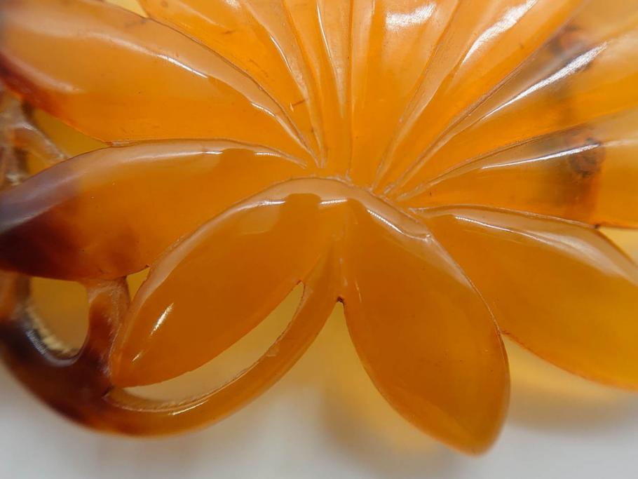 アンティーク　時代物　べっ甲(鼈甲)　美しい艶が魅力の帯留4点セット(魚、鯉、花、帯留め、着物道具、和装小物、アクセサリー、共箱付き)(R-081007)