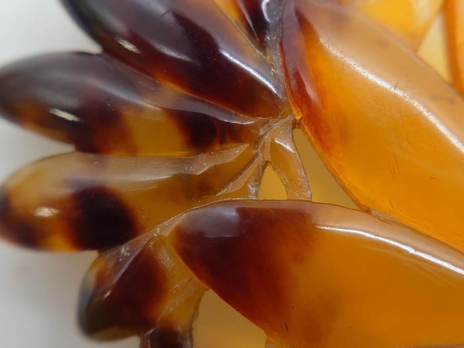 アンティーク　時代物　べっ甲(鼈甲)　美しい艶が魅力の帯留4点セット(魚、鯉、花、帯留め、着物道具、和装小物、アクセサリー、共箱付き)(R-081007)
