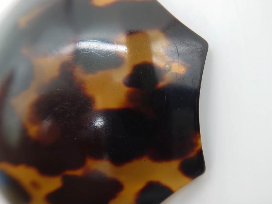 アンティーク　時代物　べっ甲(鼈甲)　美しい艶が魅力の帯留4点セット(魚、鯉、花、帯留め、着物道具、和装小物、アクセサリー、共箱付き)(R-081007)