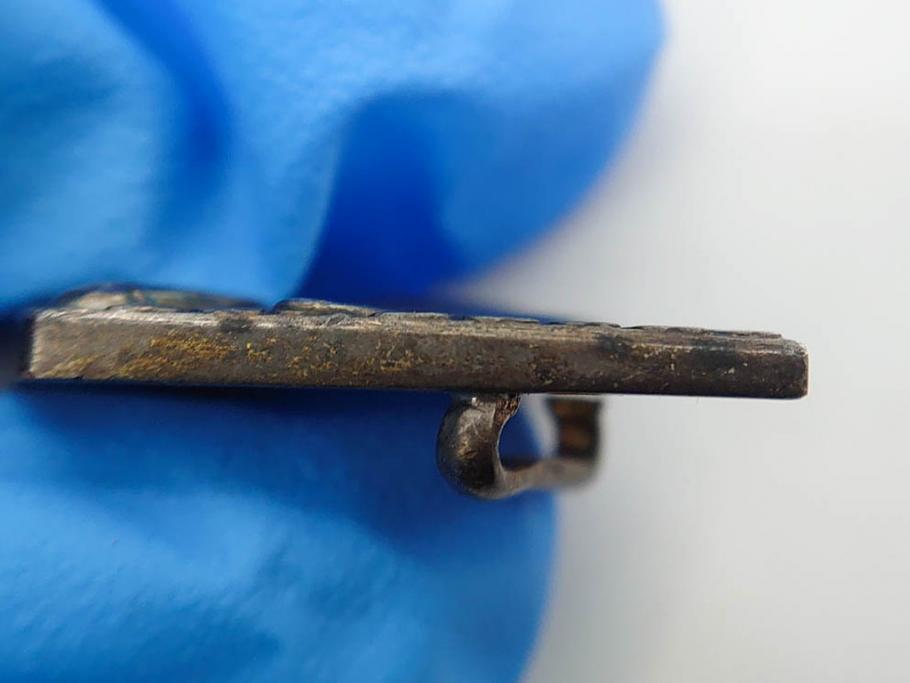 アンティーク　時代物　金工　彫金　気品を感じる帯留7点セット(在銘作家物、弘光、ハト、鳩、ツル、鶴、花、波に千鳥、観世水、帯留め、着物道具、和装小物、アクセサリー、ケース付き)(R-081012)