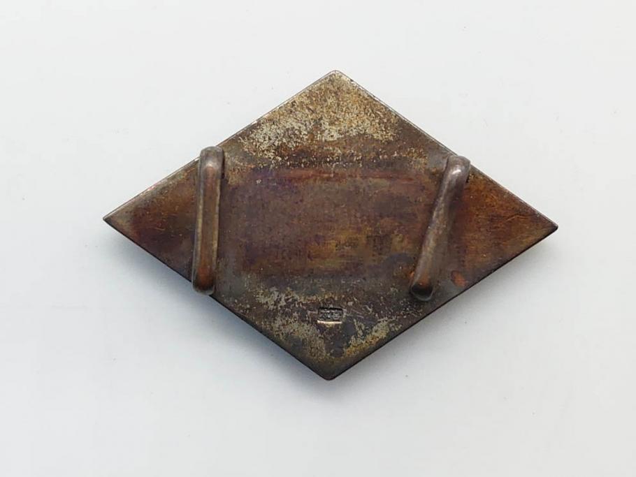 アンティーク　時代物　金工　彫金　気品を感じる帯留7点セット(在銘作家物、弘光、ハト、鳩、ツル、鶴、花、波に千鳥、観世水、帯留め、着物道具、和装小物、アクセサリー、ケース付き)(R-081012)