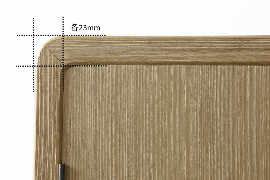 中古　美品　国産　職人手造り　透かしの金具が素敵な総桐箪笥(胴厚、四方丸、総桐たんす、着物箪笥、和タンス、衣装箪笥)(R-060549)