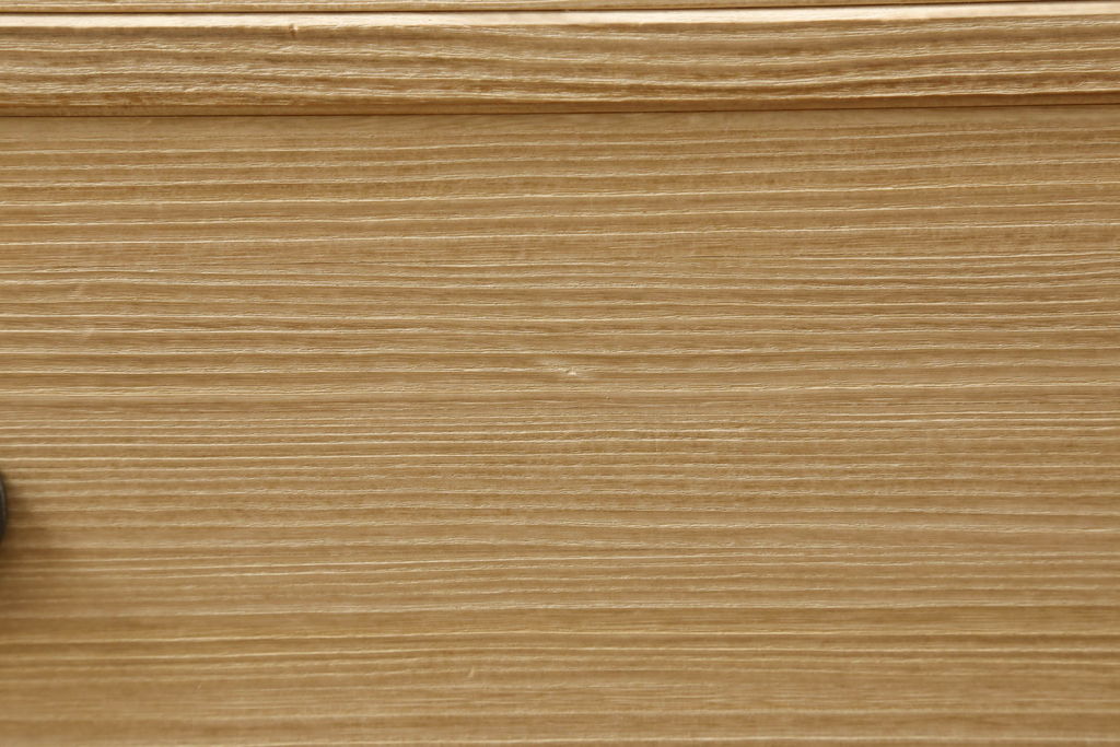 中古　美品　国産　職人手造り　透かしの金具が素敵な総桐箪笥(胴厚、四方丸、総桐たんす、着物箪笥、和タンス、衣装箪笥)(R-060549)