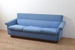 中古　AKASE(旧アカセ木工)　MASTERWAL(マスターウォール)　DANISH SOFA(デニッシュソファ)　ウォールナット材　ゆったりとした座り心地が魅力的な3人掛けソファ(三人掛け、3P、トリプルソファ)(定価約38万円)(R-075102)