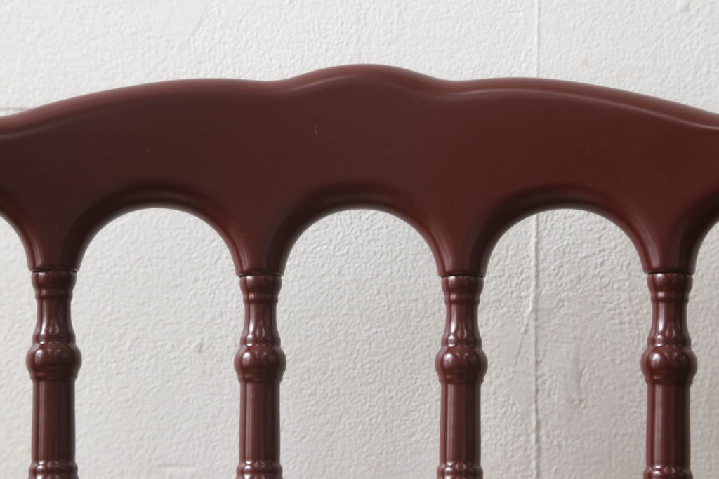 中古　超美品　グッチ(GUCCI)　ビー(ハチ)　エンブロイダリー　個性的なデザインが空間のアクセントになるウッドチェア(椅子、イス、ハーバリウムプリント)(定価約32万円)(R-060940)