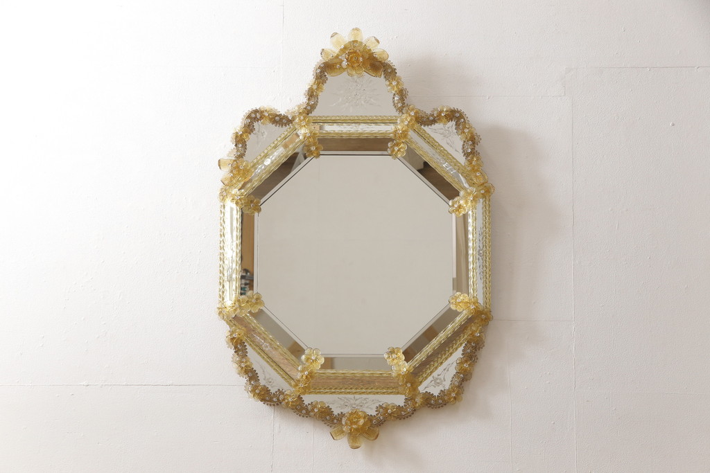 高級品　希少　イタリアビンテージ　可憐なフラワーグラスのウォールミラー(壁掛け鏡、ヴィンテージ)(R-056632)